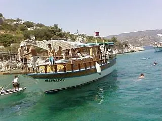 Deniz 호텔 피니케